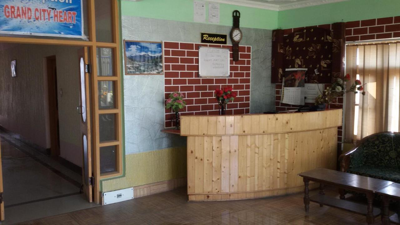 Hotel Grand City Heart Srīnagar المظهر الخارجي الصورة